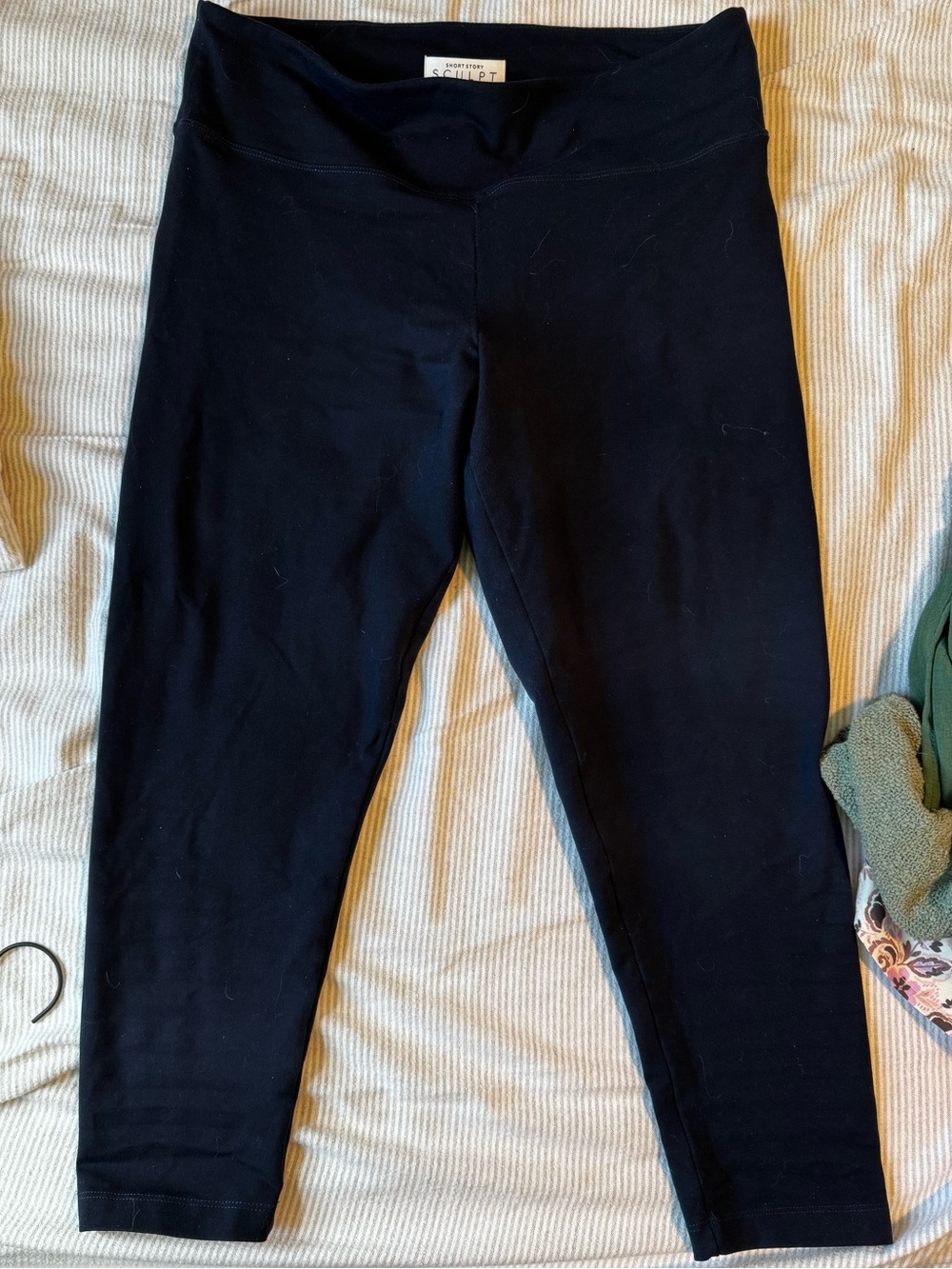 Sculpt by Short Story Box navy leggings size L petite